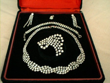 Strass schmuckset vintage gebraucht kaufen Strass schmuckset vintage gebraucht kaufen  Stromberg