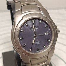 Citizen Eco-Drive relógio masculino titânio 40mm WR 100 data tom prata mostrador preto  comprar usado Citizen Eco-Drive relógio masculino titânio 40mm WR 100 data tom prata mostrador preto  comprar usado  Enviando para Brazil