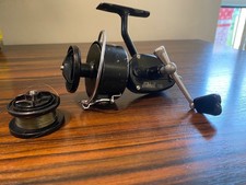 Vintage Mitchell 300 kołowrotek spinningowy z lat 1940-50., wyprodukowany we Francji. na sprzedaż Vintage Mitchell 300 kołowrotek spinningowy z lat 1940-50., wyprodukowany we Francji. na sprzedaż  PL