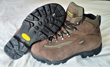 Scarpe trekking sportiva usato  Roma