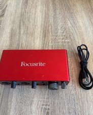 Focusrite scarlett 2i2 d'occasion  Saint-Brieuc