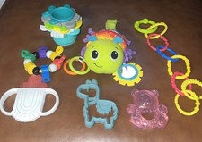 Brinquedos para bebês chocalhos dentição várias marcas tamanhos blocos empilháveis de pelúcia lote de 7 comprar usado  Enviando para Brazil