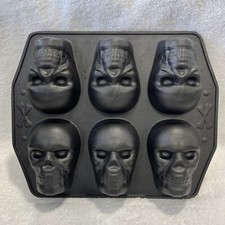 Skull cakelet pan for sale  Indianapolis