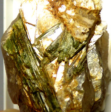 Quartzo verde apatita moscovita montagem mica Paris Maine EUA espécime mineral 44mm comprar usado Quartzo verde apatita moscovita montagem mica Paris Maine EUA espécime mineral 44mm comprar usado  Enviando para Brazil