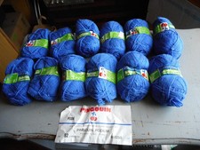 Lot pelotes laine d'occasion  Thourotte