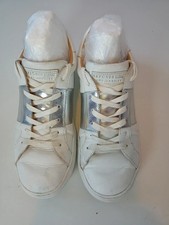 Los angeles skechers for sale  CHRISTCHURCH