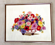 Usado, Quadro vintage bordado flores emolduradas feitas à mão 23 x 19 comprar usado  Enviando para Brazil