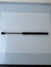 Ammortizzatore cofano anterior usato  Sant Omero