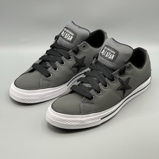 Converse men sneakers for sale  Manchaca