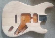 Usado, Corpo de guitarra elétrica SQUIER FENDER STRATOCASTER 44MM ESPESSURA MADEIRA NUA comprar usado  Enviando para Brazil