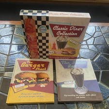 Classic Diner Collection The Burger Shack+The Shake Bar Cook Book, 4 canudos encaracolados, usado comprar usado  Enviando para Brazil