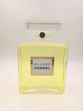 Chanel factice géant d'occasion  Marboz