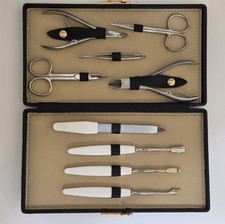 Conjunto de manicure Scully & Scully. 9 peças. Estojo de couro. Itália e Alemanha. comprar usado  Enviando para Brazil