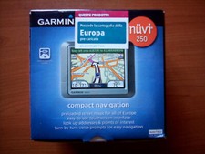 Navigatore satellitare garmin usato  Albenga