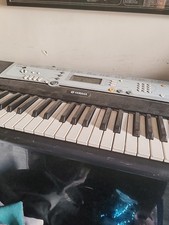 Tastiera musicale yamaha usato  Bari