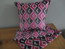 Superb quality cushion for sale Superb quality cushion for sale  NOTTINGHAM