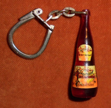 Keychain wine bottle d'occasion  Expédié en Belgium