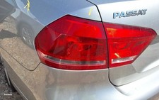 Lanterna traseira de motorista sedã quarto de painel montado se encaixa 12-15 PASSAT 2482150, usado comprar usado  Enviando para Brazil