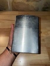 Enorme briquet table d'occasion Enorme briquet table d'occasion  Frontignan