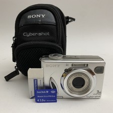 Câmera Digital Sony Cyber-Shot DSC-W7 Prata Y2K com Estojo e Cartão de Memória Testado comprar usado Câmera Digital Sony Cyber-Shot DSC-W7 Prata Y2K com Estojo e Cartão de Memória Testado comprar usado  Enviando para Brazil