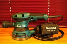 Lixadeira orbital aleatória Makita 5" B05041 - Excelente estado comprar usado Lixadeira orbital aleatória Makita 5" B05041 - Excelente estado comprar usado  Enviando para Brazil