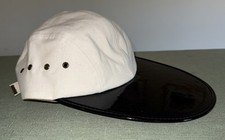 Chapéu cáqui Quaker Marine Supply Oysterman Long Bill Strapback feito em Nova York EUA comprar usado  Enviando para Brazil