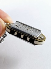 Porte clés harmonica d'occasion  L'Absie