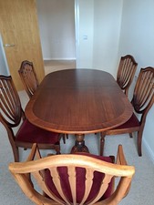 Strongbow dining table for sale  SUNDERLAND