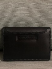 Autêntico Organizador de Porta-Cartões Salvatore Ferragamo Couro Preto! comprar usado  Enviando para Brazil