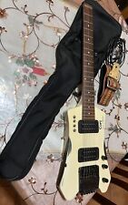 Chitarra elettrica cort usato  Napoli