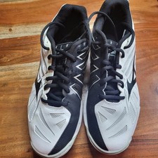 Mizuno wave hurricane for sale  Bulverde