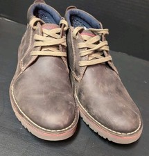 Clarks men boots for sale  Spring Grove