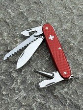 Coltellino svizzero victorinox usato  Imperia