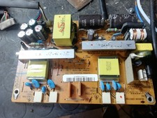 Flatron m228wa power usato  Italia