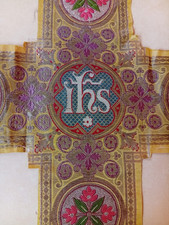 Motif chasuble prêtre d'occasion  Tilly-sur-Seulles
