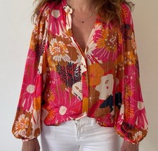 Camisa feminina Vilagallo estampa floral branca com botões manga longa tamanho 38 (M) comprar usado Camisa feminina Vilagallo estampa floral branca com botões manga longa tamanho 38 (M) comprar usado  Enviando para Brazil