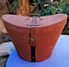 Ancienne boîte chapeau d'occasion  Agde