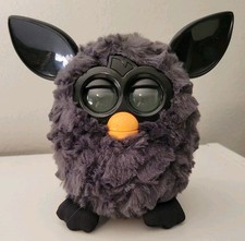 Hasbro Furby 2012 preto com caixa original testada e funcionando colecionável aposentado comprar usado  Enviando para Brazil