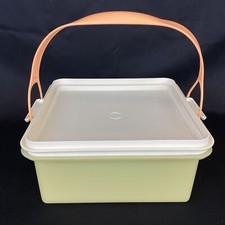 Recipiente vintage Tupperware quadrado camada de bolo amarelo creme e laranja (8E) MO#8616 comprar usado  Enviando para Brazil