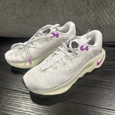 Nike motiva women for sale  Bryant