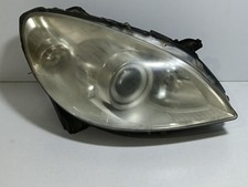 Faro anteriore sinistro usato  Italia