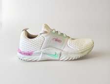 Tênis de corrida Nike feminino Renew In Season TR 10 CK2576-104 branco tamanho 7.5 comprar usado  Enviando para Brazil