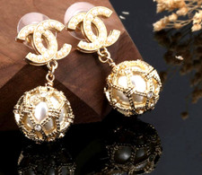 Chanel earrings logo usato  Pontinia