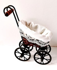 Miniatura carrozzina passeggin usato Miniatura carrozzina passeggin usato  Genova