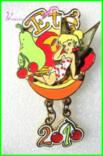 2010 disney pin d'occasion  Expédié en Belgium