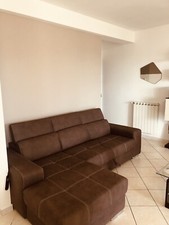 Divano angolare posti usato  Roma