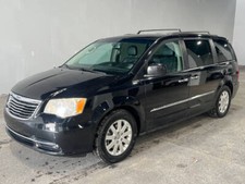 2016 chrysler town for sale  Highland Park