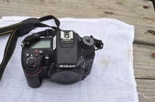 Câmera Digital SLR Nikon D7100 24.1 MP DX-Formato CMOS 1770 Obturador CT Apenas Corpo comprar usado  Enviando para Brazil