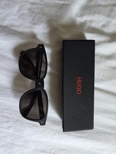 Lunette soleil hugo d'occasion  Étalans