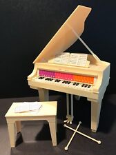 Usado, Piano electrónico Barbie Mattel 1981 vintage funciona + banco + varitas + partituras segunda mano  Embacar hacia Argentina